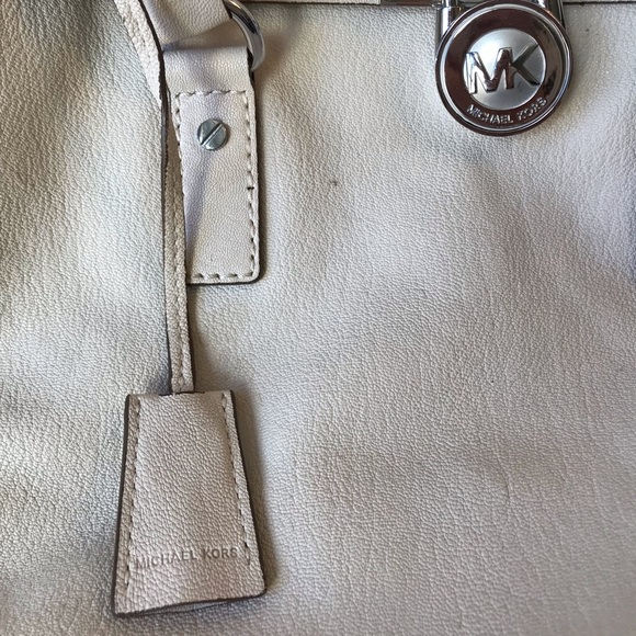 Michael Kors Hamilton Large Satchel Tote - Picture 2 of 6